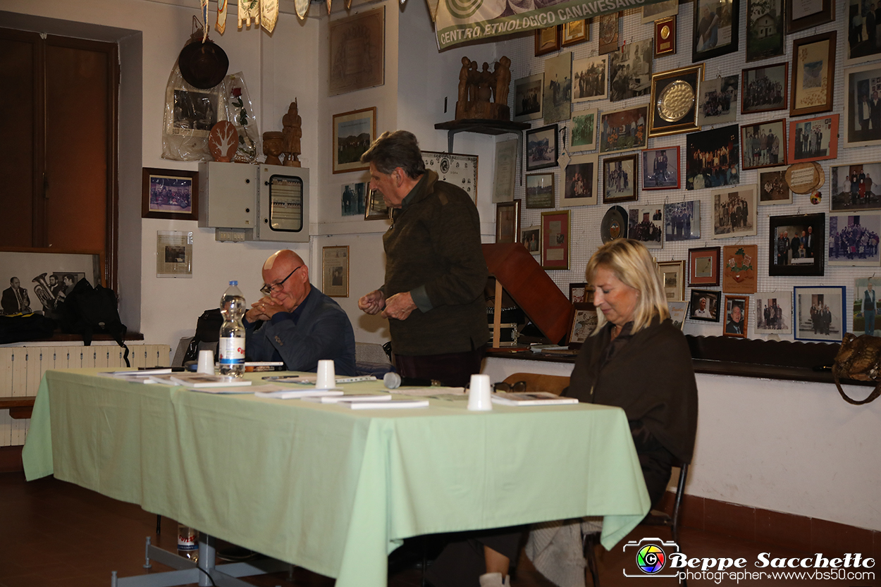 VBS_3074 - Presentazione libro 'Tra Valchiusella e Messico in giro per l'Olivetti' di Meuccio Bertarione.jpg
